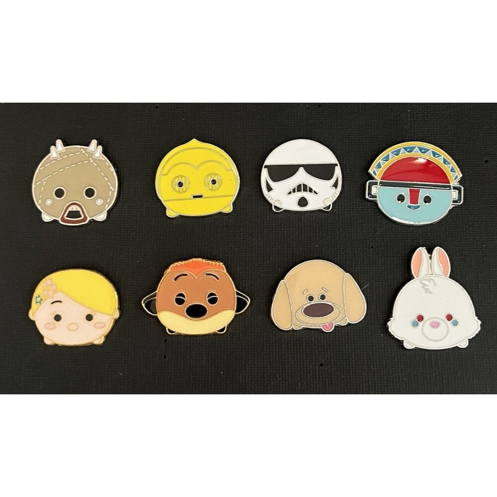 Mixed Lot of 8 Disney Tsum Tsum Trading Pins Star Wars Timon White Rabbit Tiki